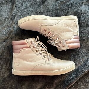 Light Pink Timberland Boots